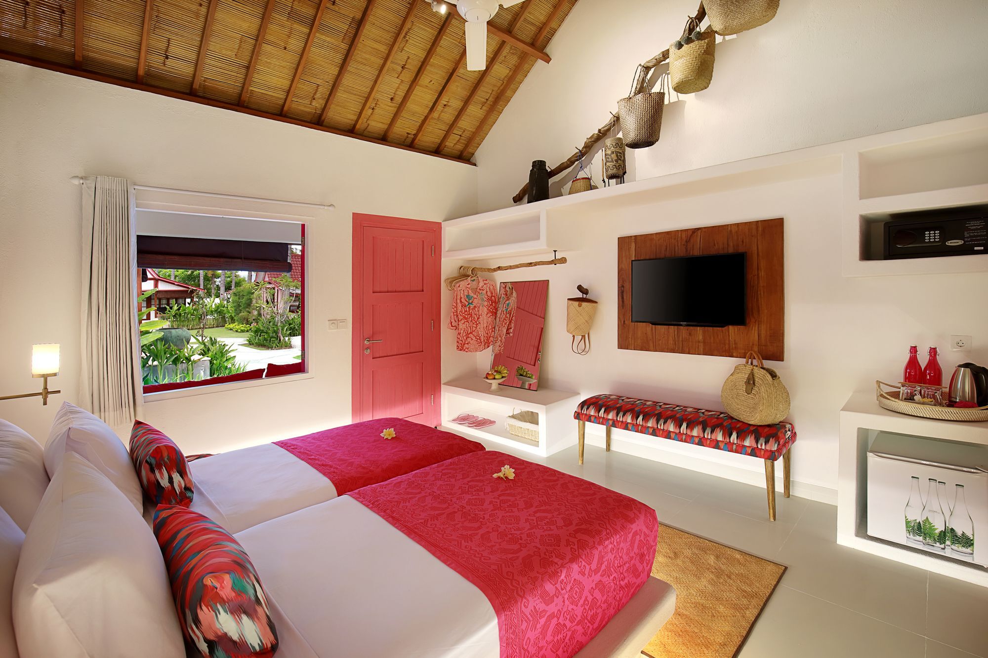 Pinkcoco Gili Air - Constant Surprises - For Cool Adults Only Hotel Exterior photo